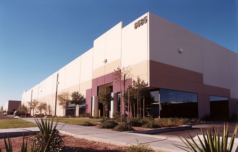 Colliers International announced the finalization of a lease to an industrial property located at 6585 S. Escondido Street.