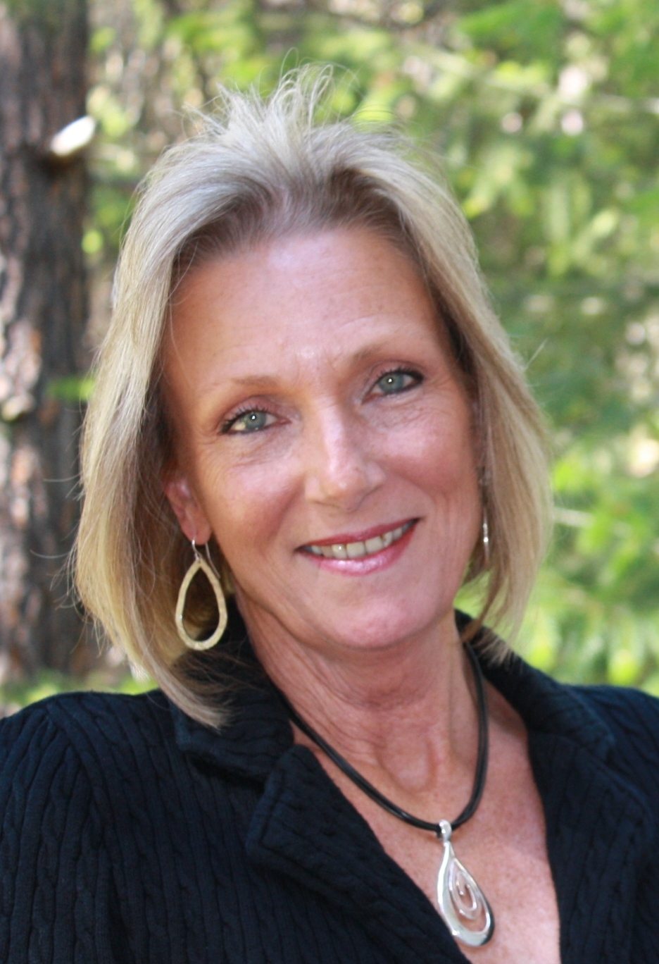 REALTOR Juli Thompson has joined the Graeagle office of Dickson Realty as a residential real estate agent.