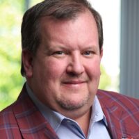 Chris Creasey Rejoins The Shade Tree’s Board of Trustees